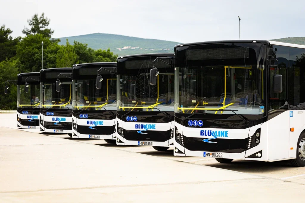 Автобусы в Которе