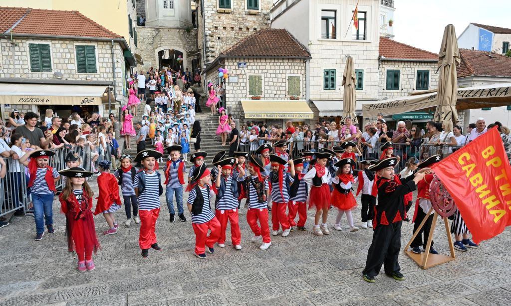 Детский карнавал в Херцег-Нови