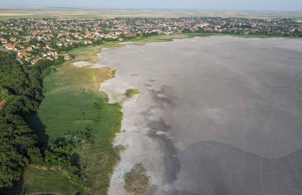 Соленое озеро Русанда в Сербии высохло