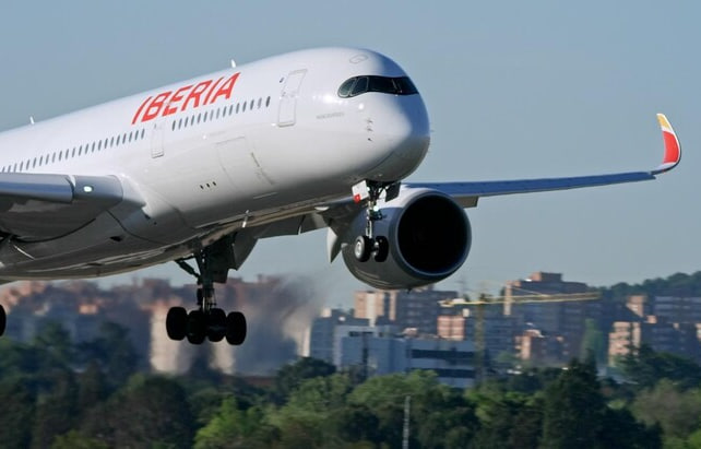 Самолет авиакомпании Iberia