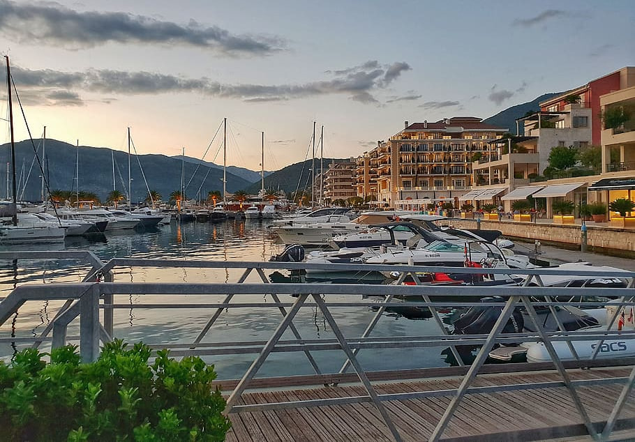 Марина Porto Montenegro в Тивате