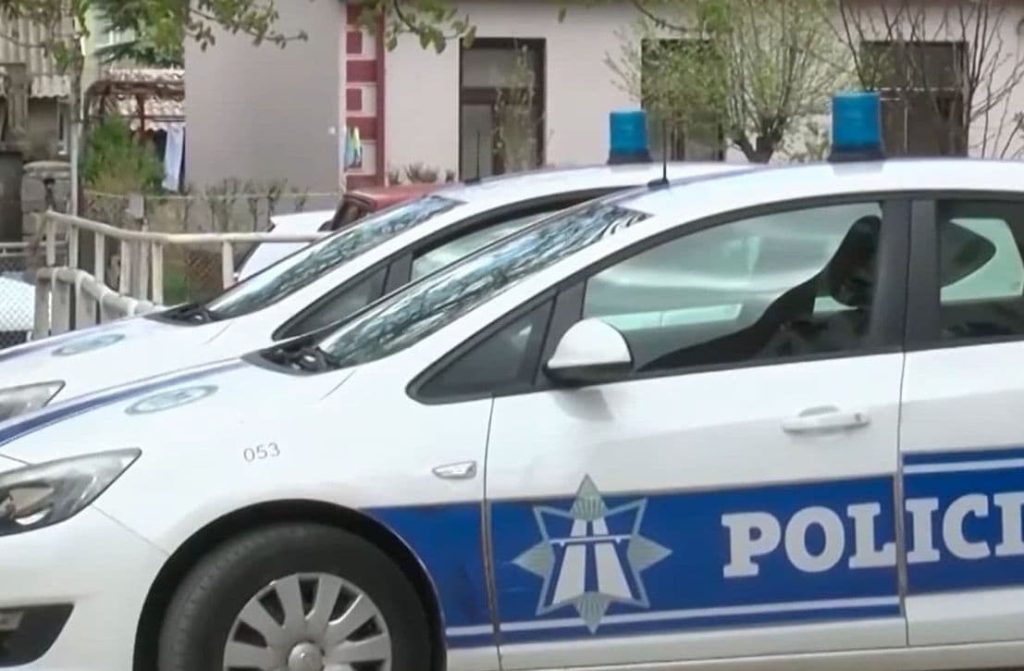 Автомобили полиции Черногории