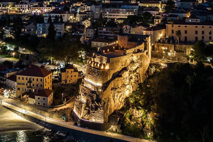 Крепость Форте Маре в Херцег-Нови