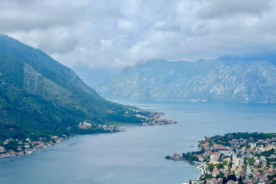 Которский залив