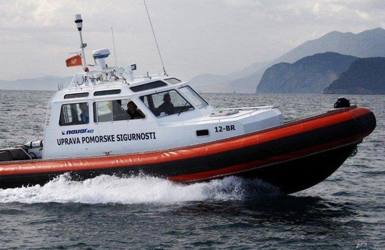 Судно Управления морской безопасности Черногории