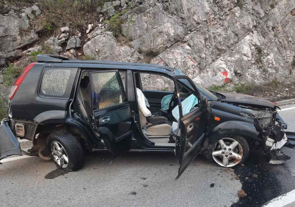 Автомобиль в ДТП