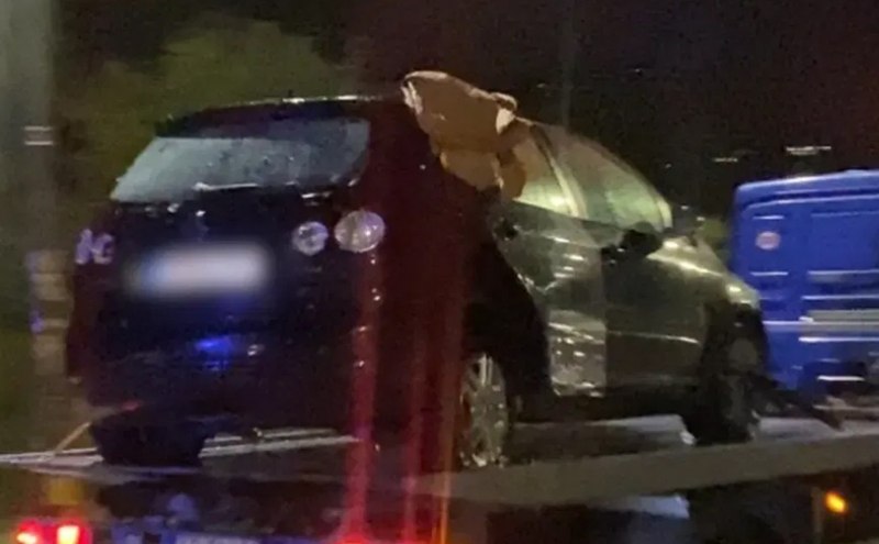 Автомобиль на эвакуаторе