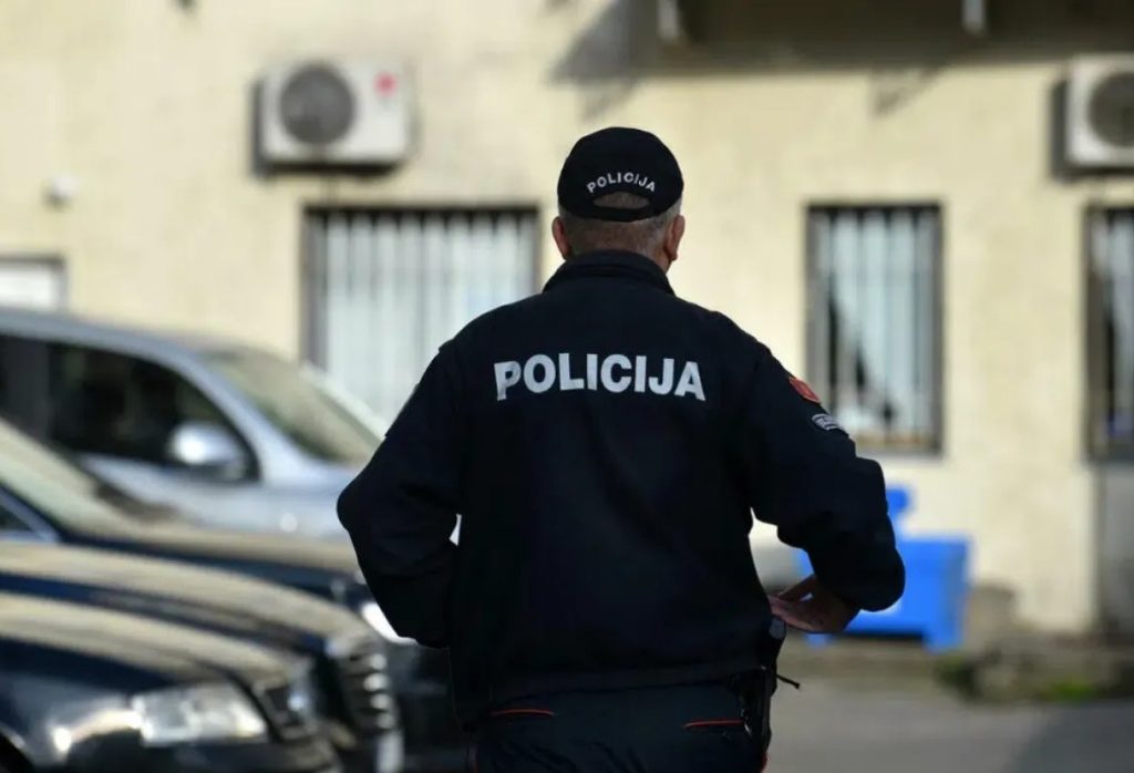 Полицейский Черногории