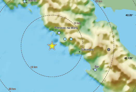 Карта с эпицентром землетрясения в Черногории