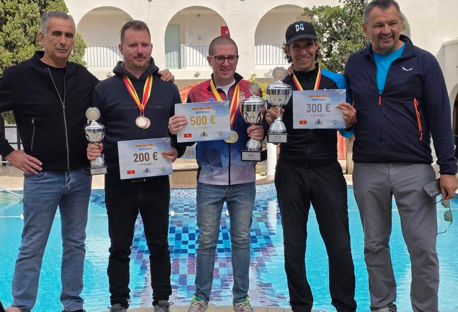 Победители Международного кубка по парапланеризму в Будве