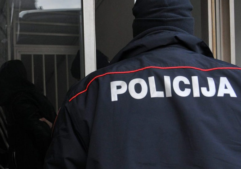 Полицейский Черногории