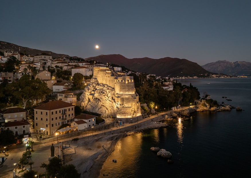 Крепость Форте Маре в Херцег-Нови