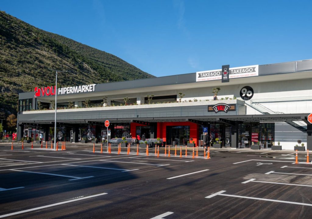 Гипермаркет Voli в Игало