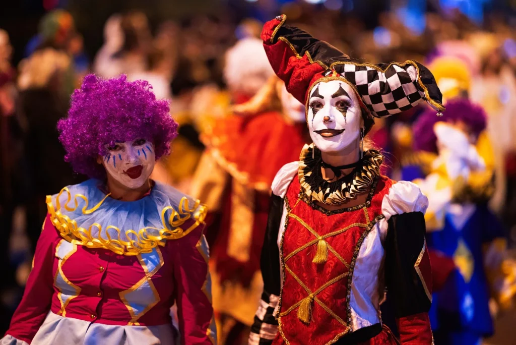 Участники Международного карнавала в Будве